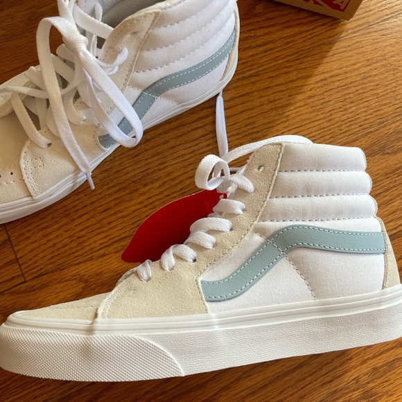 NIB Vans SK8 Hi Sneakers size 6 - Picture 4 of 8